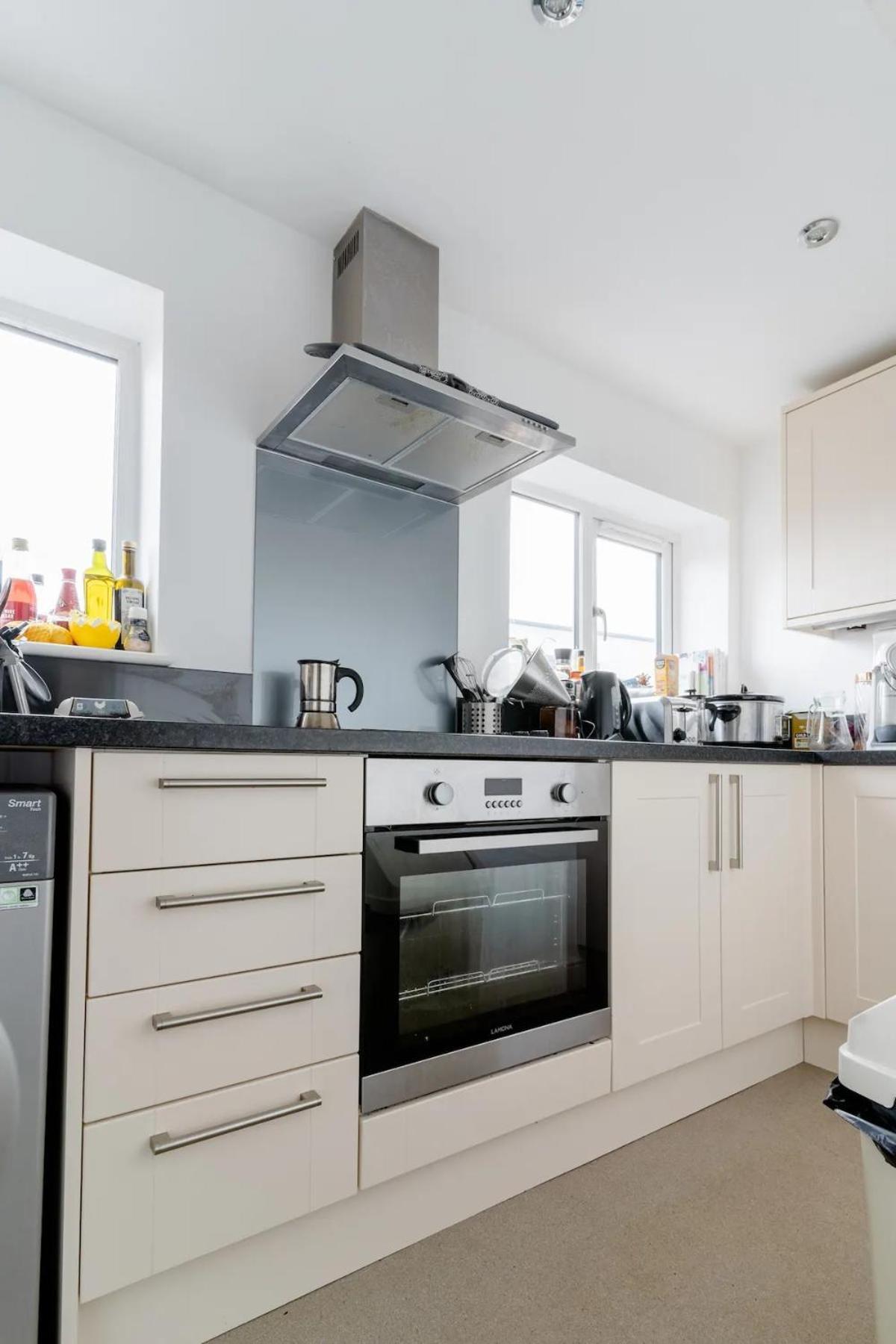 Modern With Terrace * Bristol